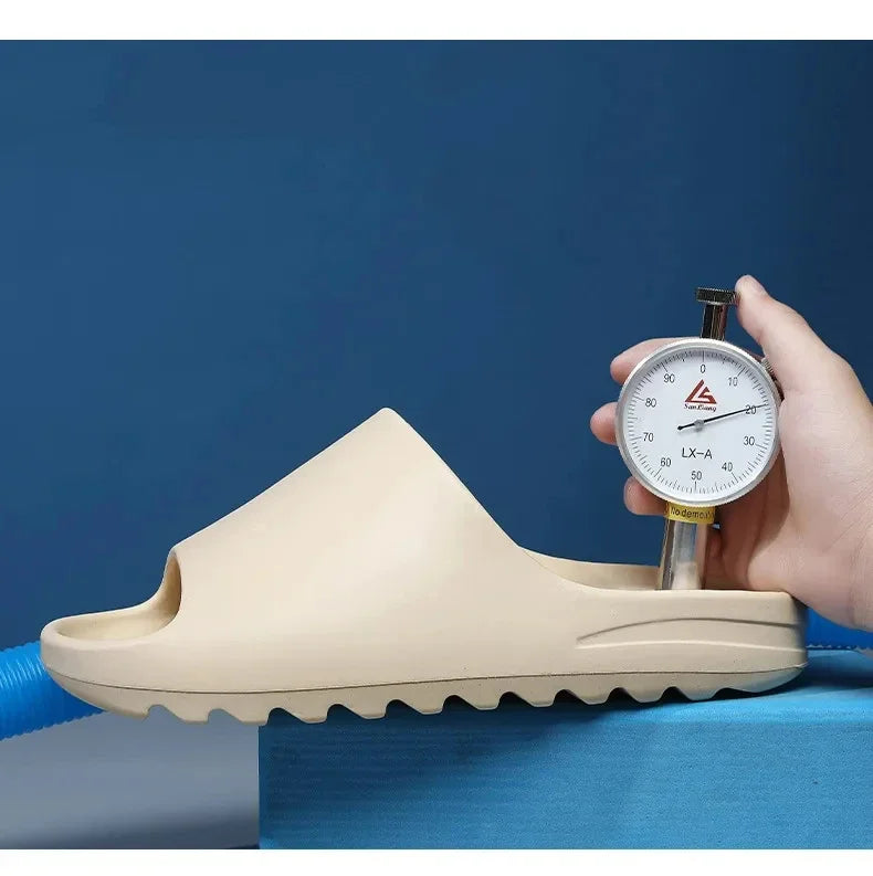 Clogs Fashion Soft Bottom Beach Men Slippers Women's Sandals Nurse Medical Sabot EVA Slides Breathable Shoes